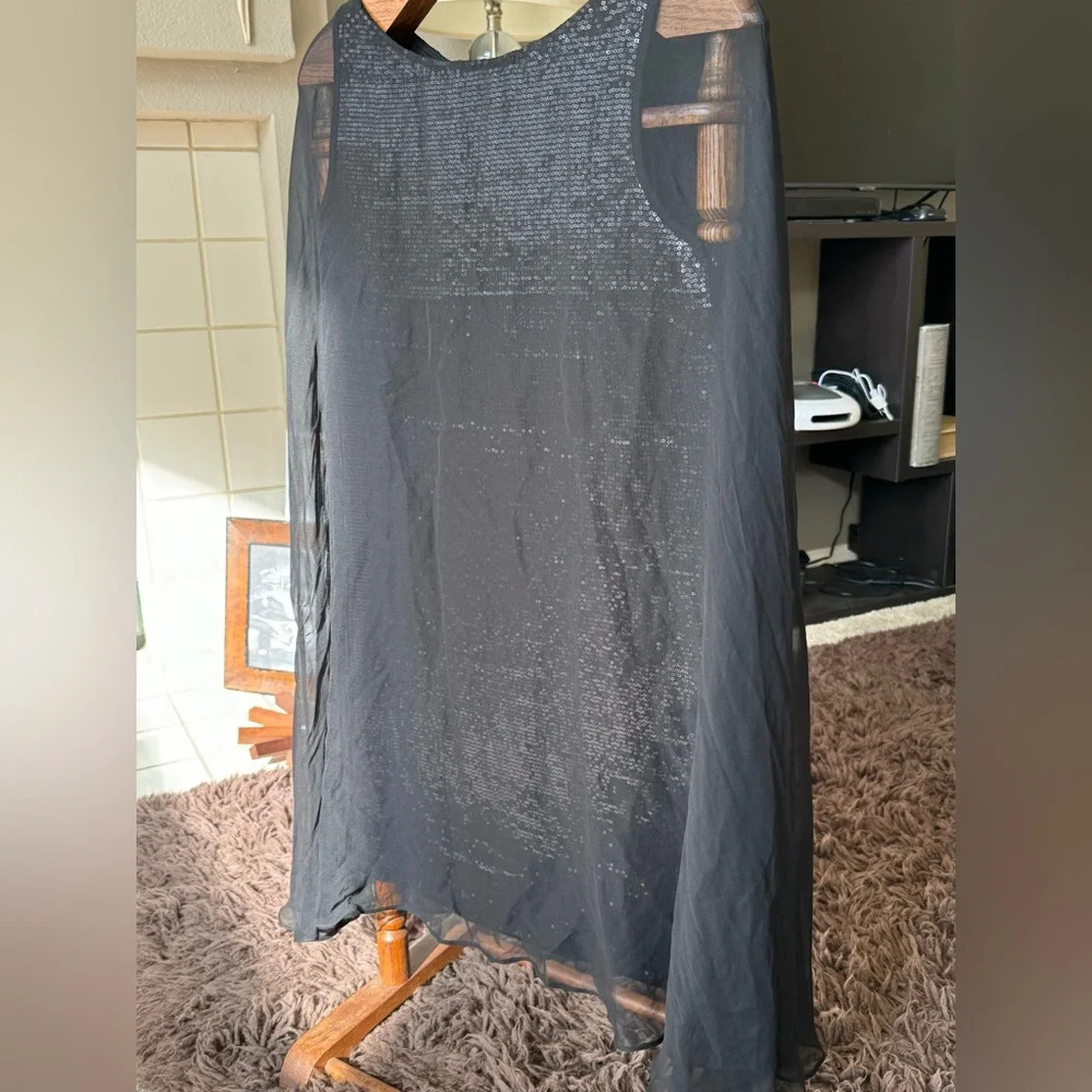Bailey 44 sheer black Sequined Cocktail Dress With cape size medium NWT prom - Picture 7 of 16